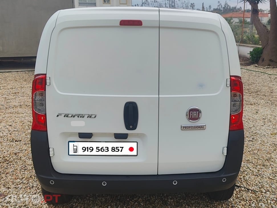 Fiat Fiorino 1.3 M-Jet 95cv IVA dedutível / 119 mês