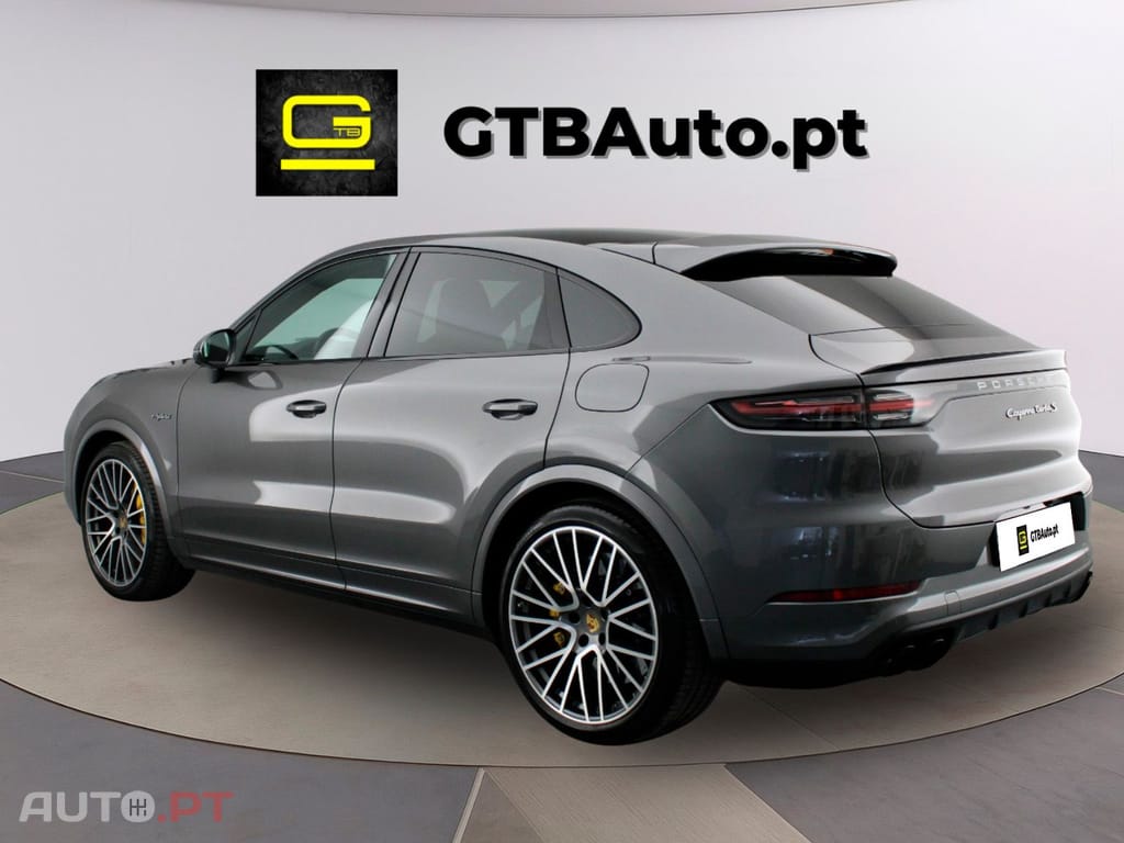 Porsche Cayenne TURBO S