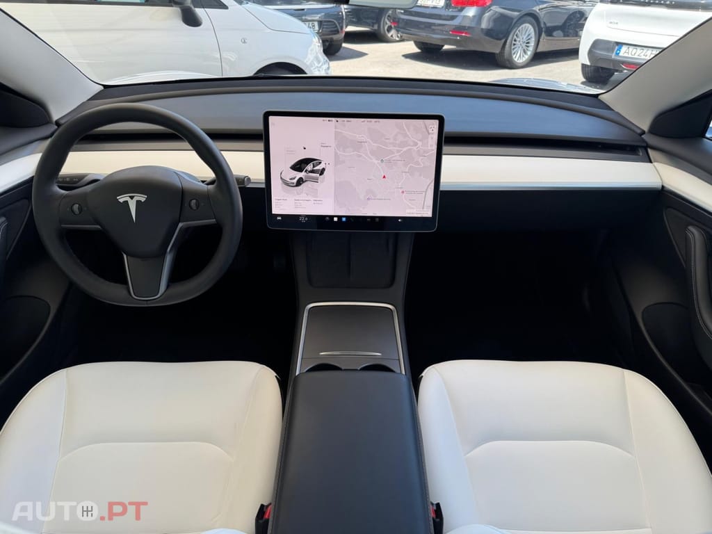 Tesla Model 3 Standard Range Plus RWD
