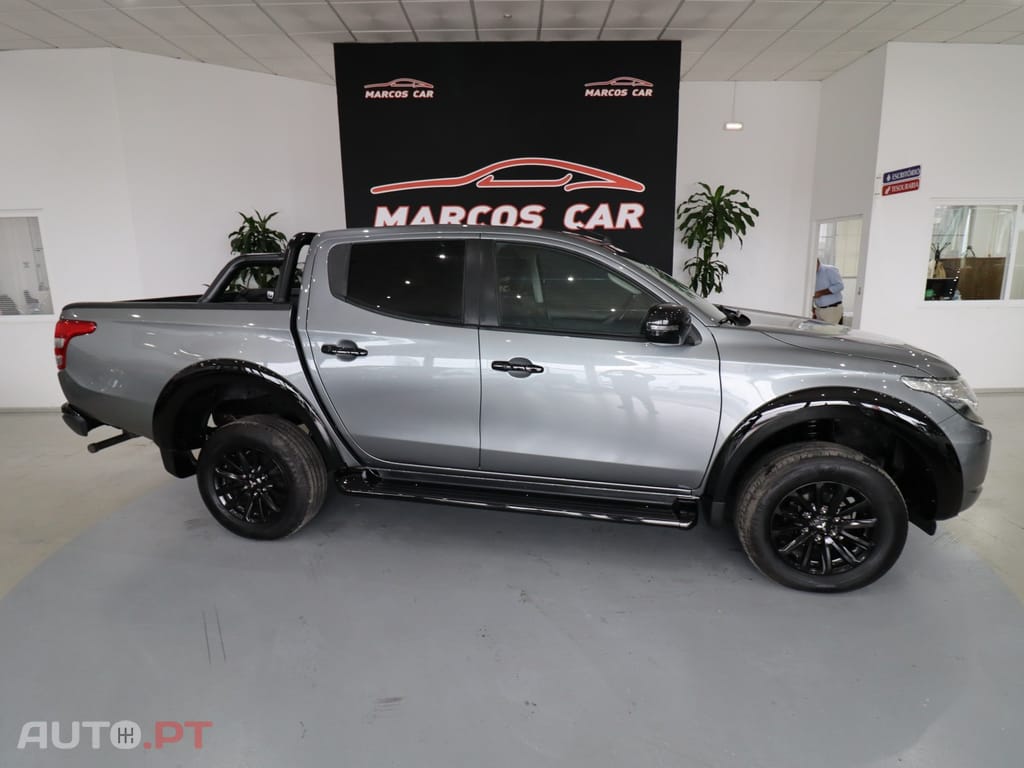 Mitsubishi L200 2.4 DI-D CD Invite Strakar Look 4WD
