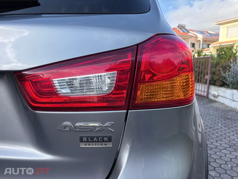 Mitsubishi ASX 1.6 DI-D Intense Black Edition