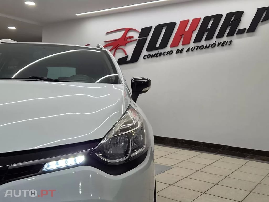 Renault Clio Sport Tourer 1.5 DCi BUSINESS — fotografia 3