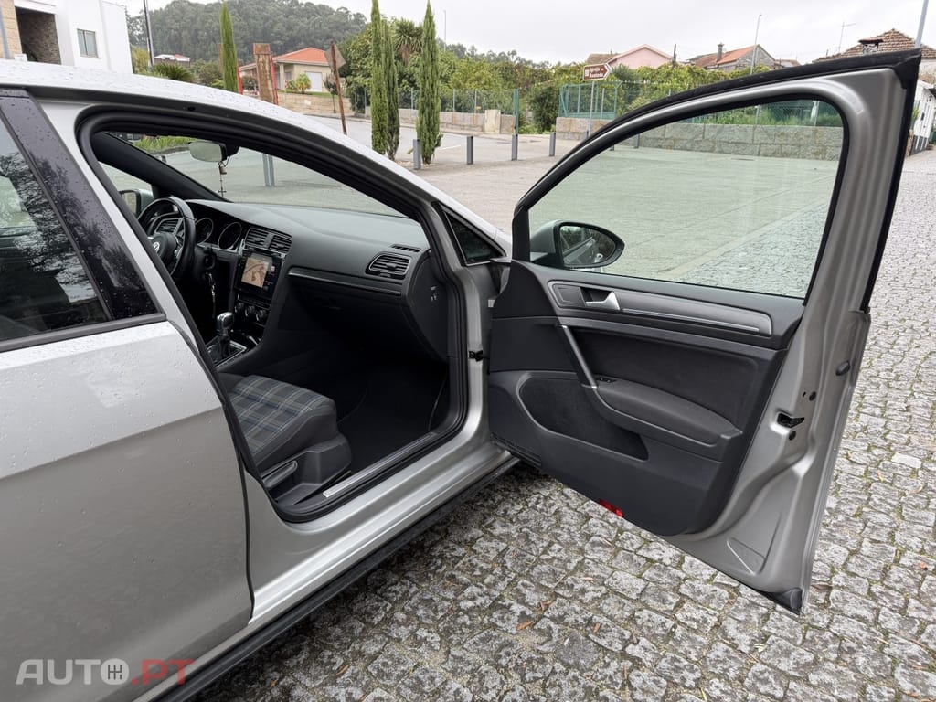Volkswagen Golf 1.4 GTE Plug-in