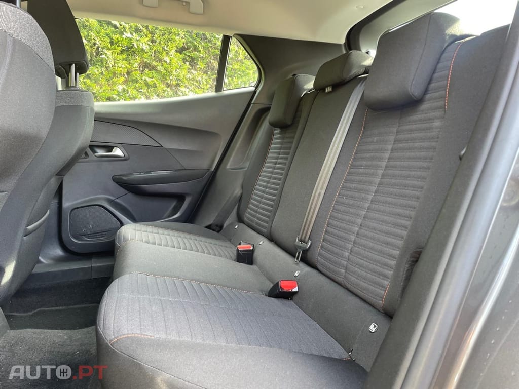 Peugeot 2008 1.2 PureTech Active Pack EAT8