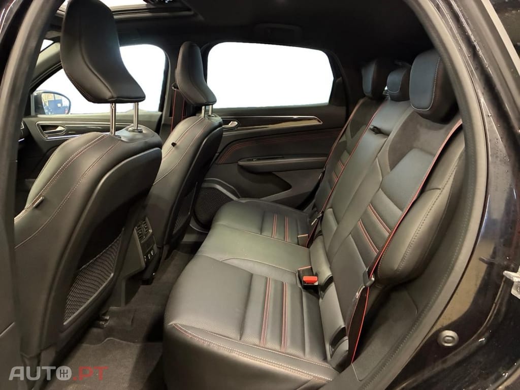 Renault Arkana 1.6 E-Tech R.S.Line