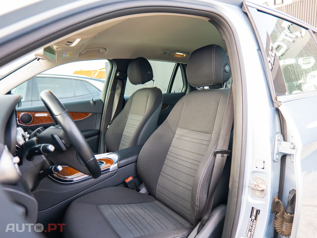 Mercedes-Benz GLC 220 d 4Matic 9G-TRONIC