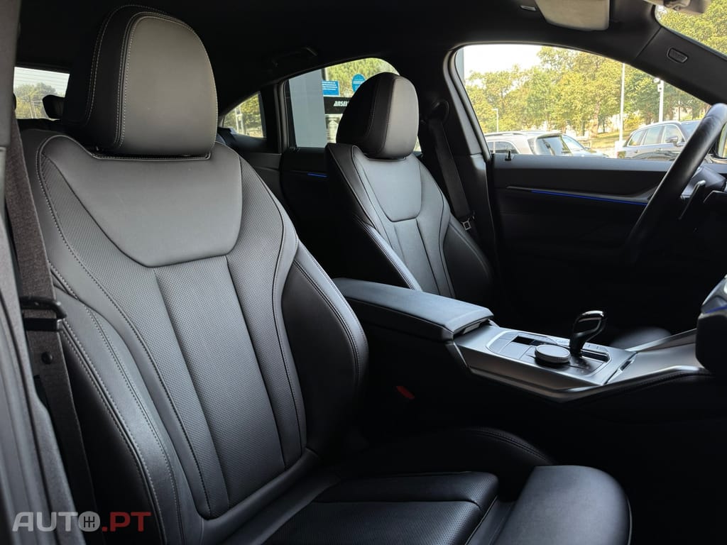 BMW 420 i Pack Desportivo M Auto