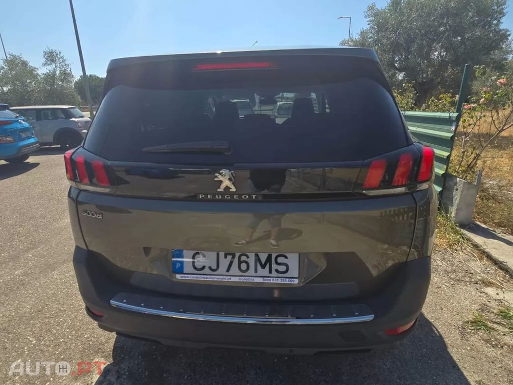 Peugeot 5008 BlueHDI 130 EAT8 Allure
