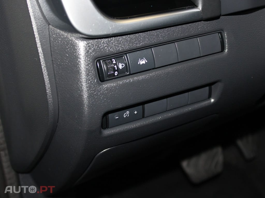 Nissan Qashqai 1.5 VC-T E-POWER N-CONNECTA I.V.A DEDUTIVEL 