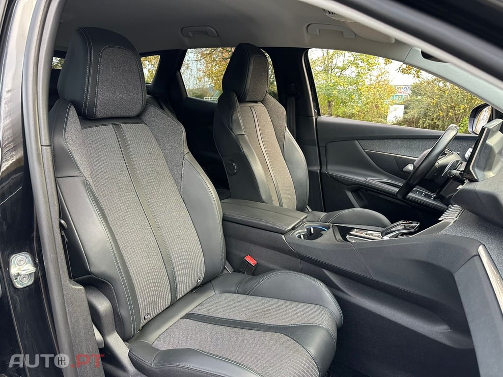 Peugeot 3008 1.5 BlueHDi Allure Pack EAT8