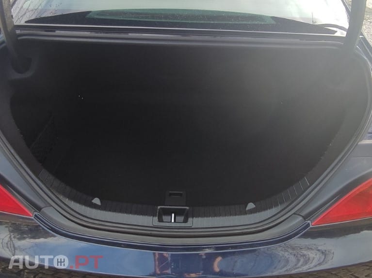Mercedes-Benz CLA 180 (CDI) d Urban