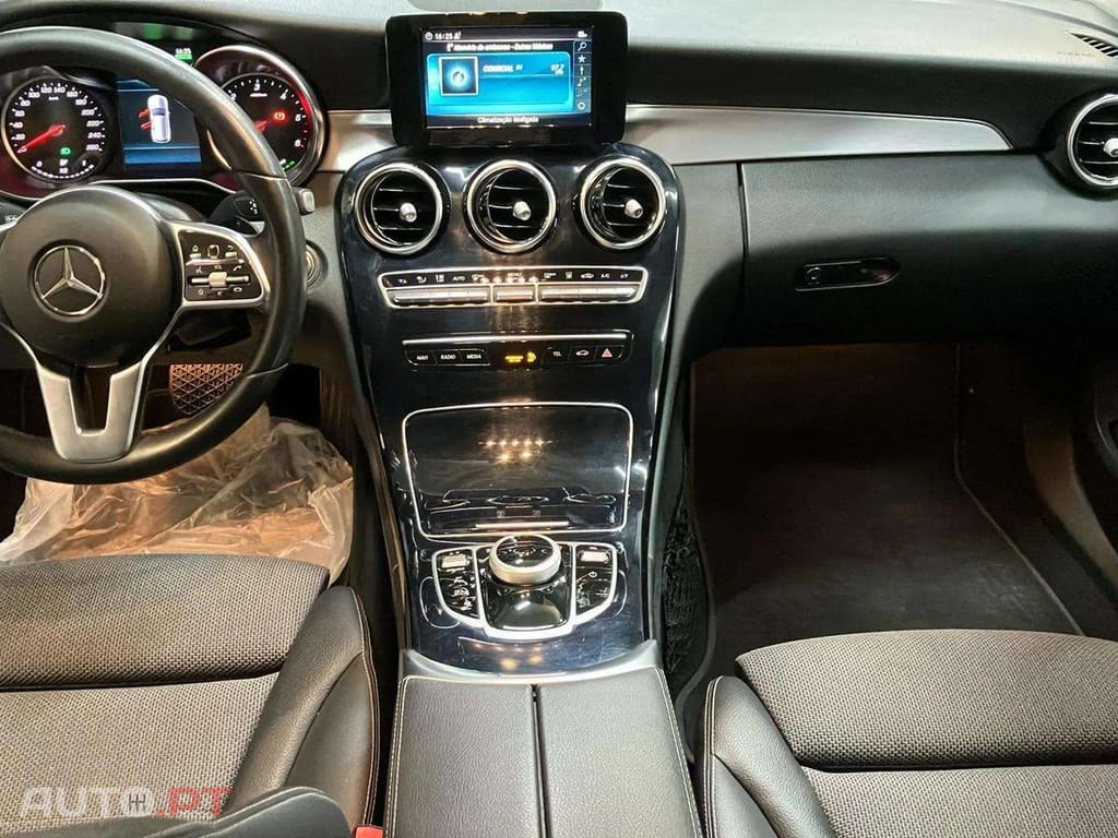 Mercedes-Benz C 300 de Avantgarde