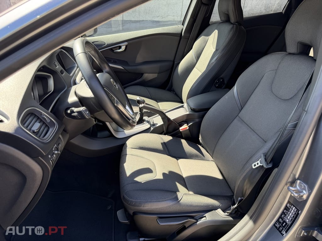 Volvo V40 Cross Country 2.0 D3 Plus