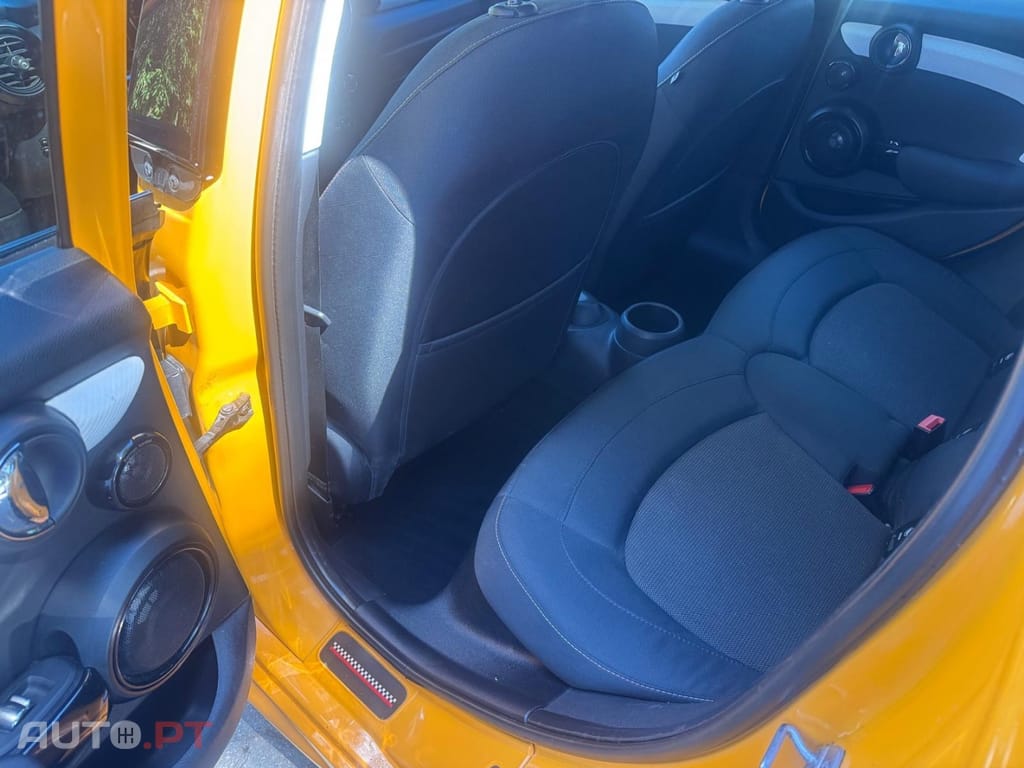 MINI Cooper Cooper