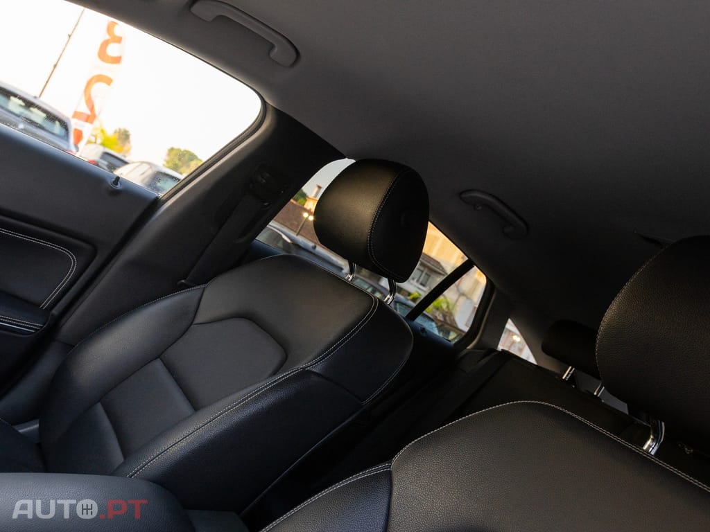 Mercedes-Benz CLA 200 d Shooting Brake Urban Aut. — fotografia 21