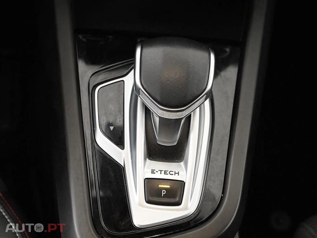 Renault Arkana I.V.A DEDUTÍVEL E-Tech R.S.Line