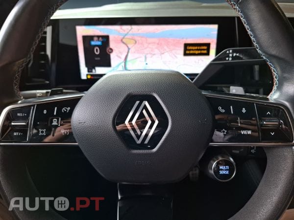 Renault Austral 1.2 E-Tech full hybrid 200 Iconic E. Al.