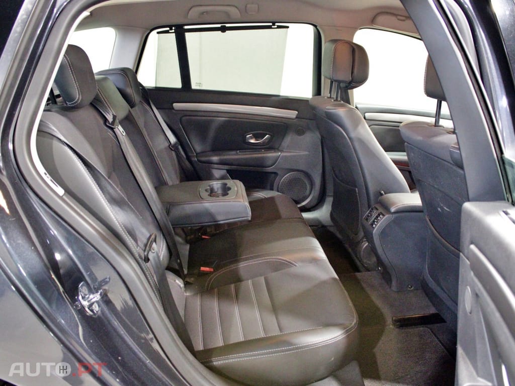 Renault Laguna Break 2.0 DCi Dynamique S 4control