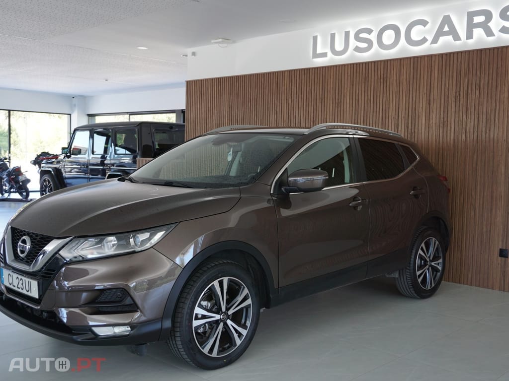 Nissan Qashqai 1.5 dCi N-Connecta J18