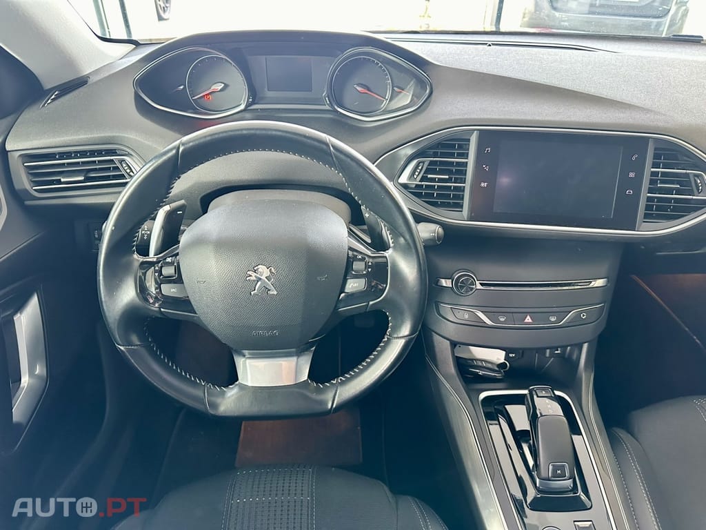 Peugeot 308 SW BlueHDi 130 EAT8 Stop & Start Allure Business-Pack