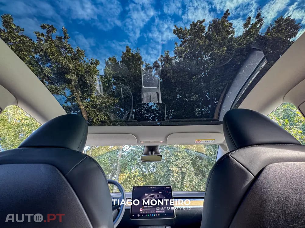 Tesla Model Y Tração Traseira