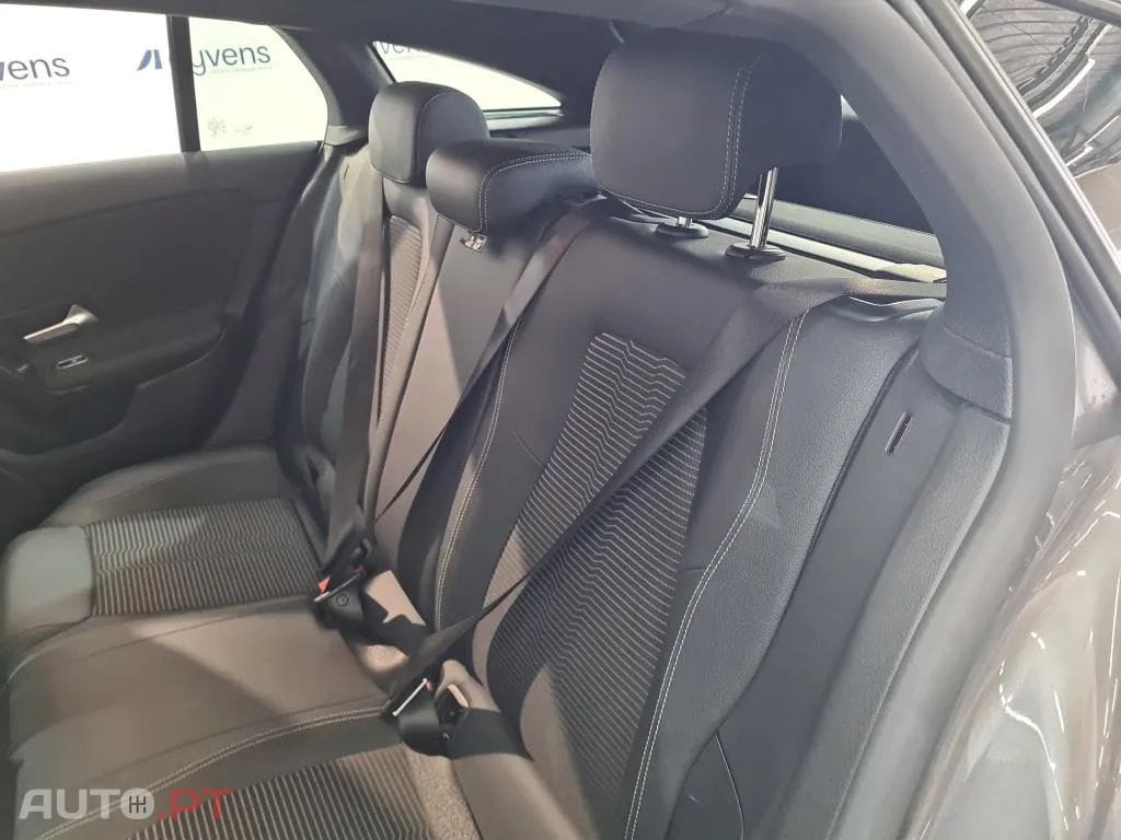 Mercedes-Benz CLA 250 e Shooting Brake Style Plus