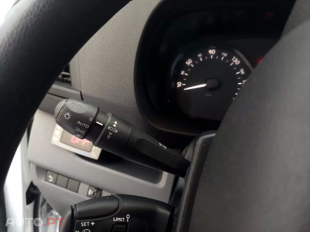 Peugeot Expert EXPERT 1.5 BLUEHDI L2H1 PREMIUM EQUIP. FRIO