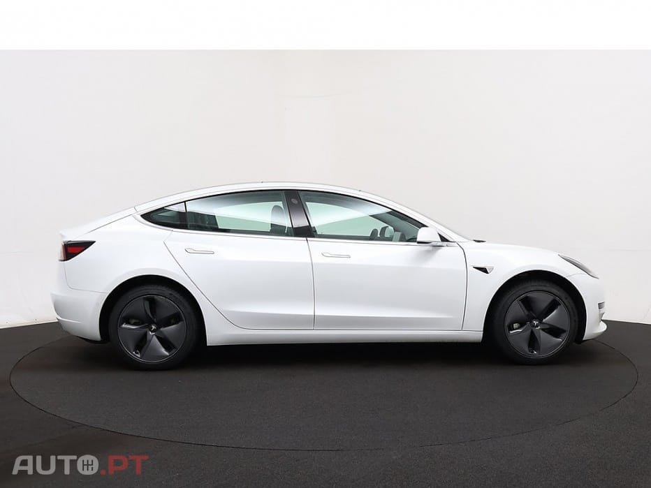 Tesla Model 3 Standard RWD Plus