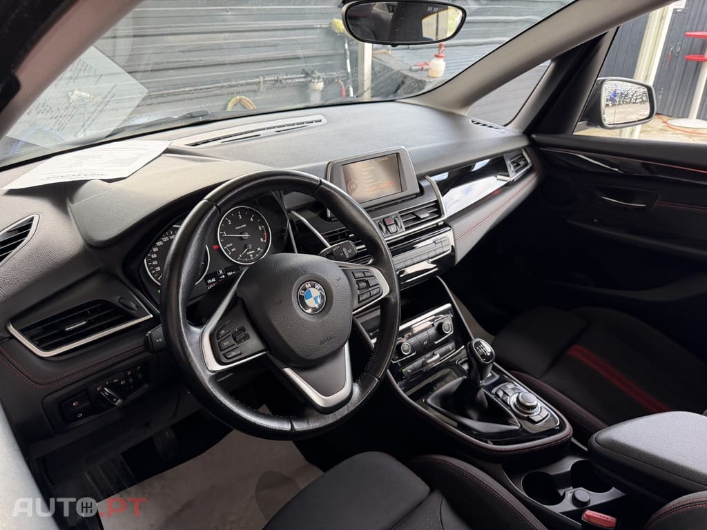 BMW 216 d Line Sport