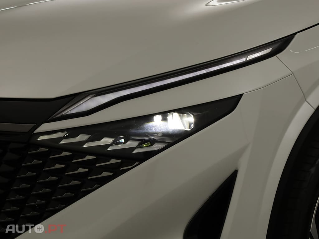 Nissan Qashqai Qashqai 1.3 DIG-T N-Connecta LED Xtronic