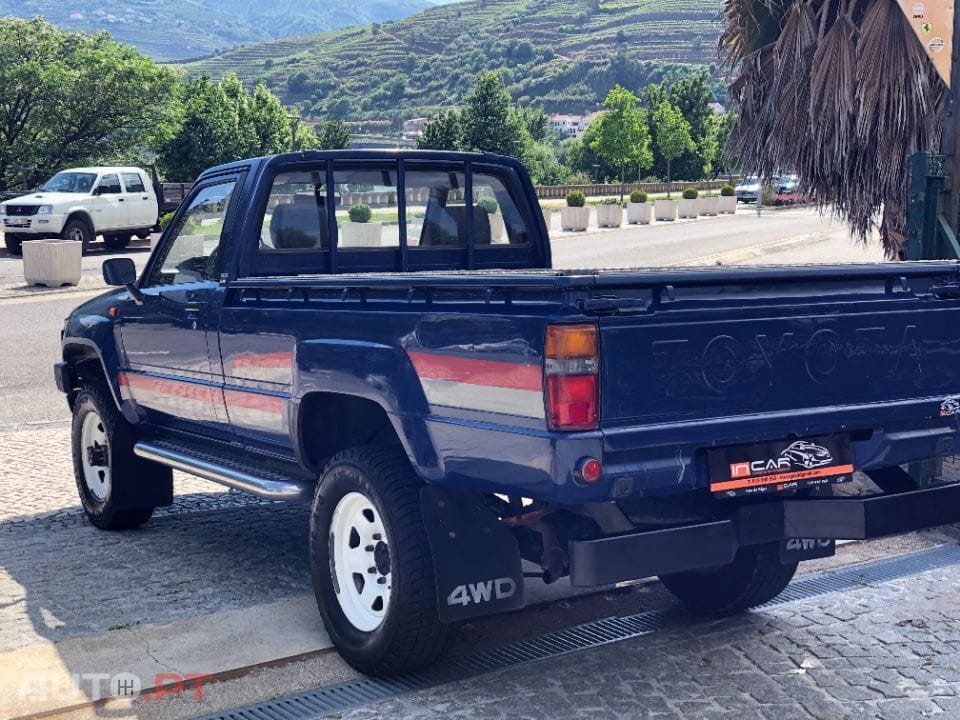 Toyota Hilux 2.5
