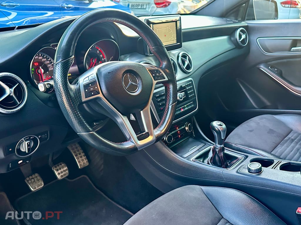 Mercedes-Benz CLA 180 CDi AMG Line