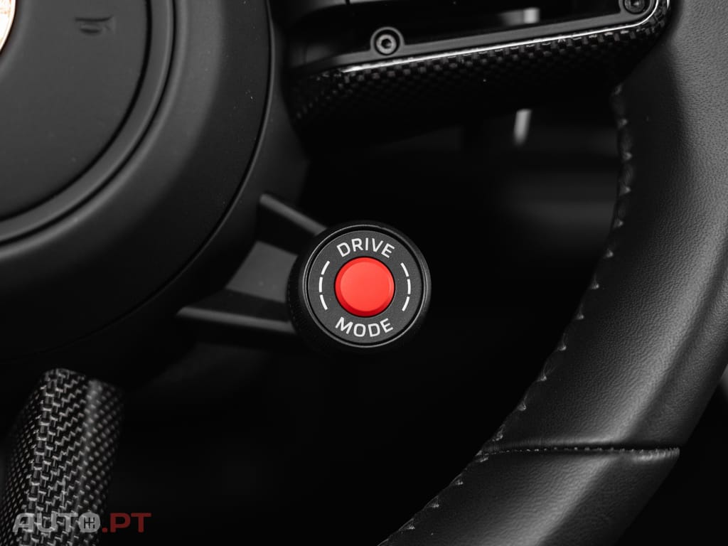 Porsche Cayenne Turbo E-Hybrid Pacote GT