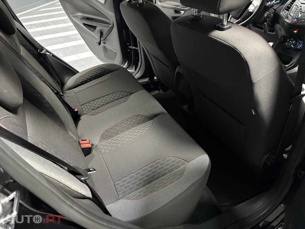 Ford Fiesta 1.5 TDCi TITANIUM