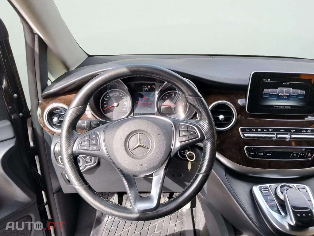 Mercedes-Benz V 220 d Longo Avantgarde Aut.