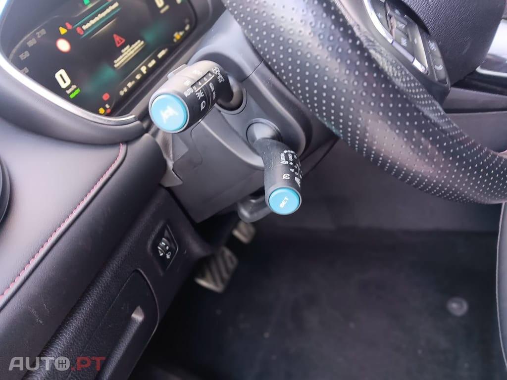MG EHS LUXURY PHEV
