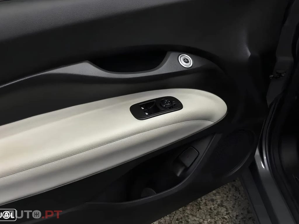 Fiat 500e La Prima