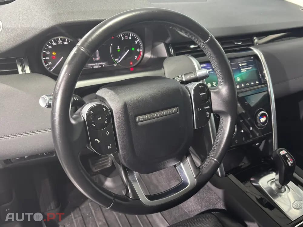 Land Rover Discovery Sport 1.5 I3 P300e AWD R-Dynamic SE