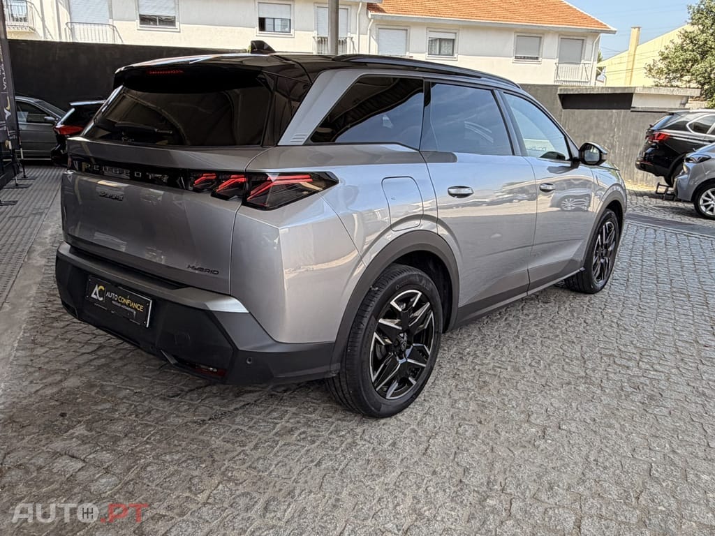 Peugeot 5008 1.2 Hybrid GT e-DCS6