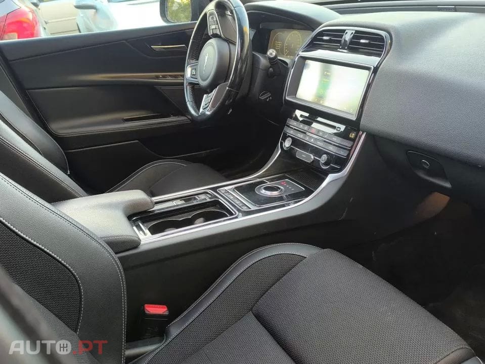 Jaguar XE  20d Aut R  Sport Ingenium Edition