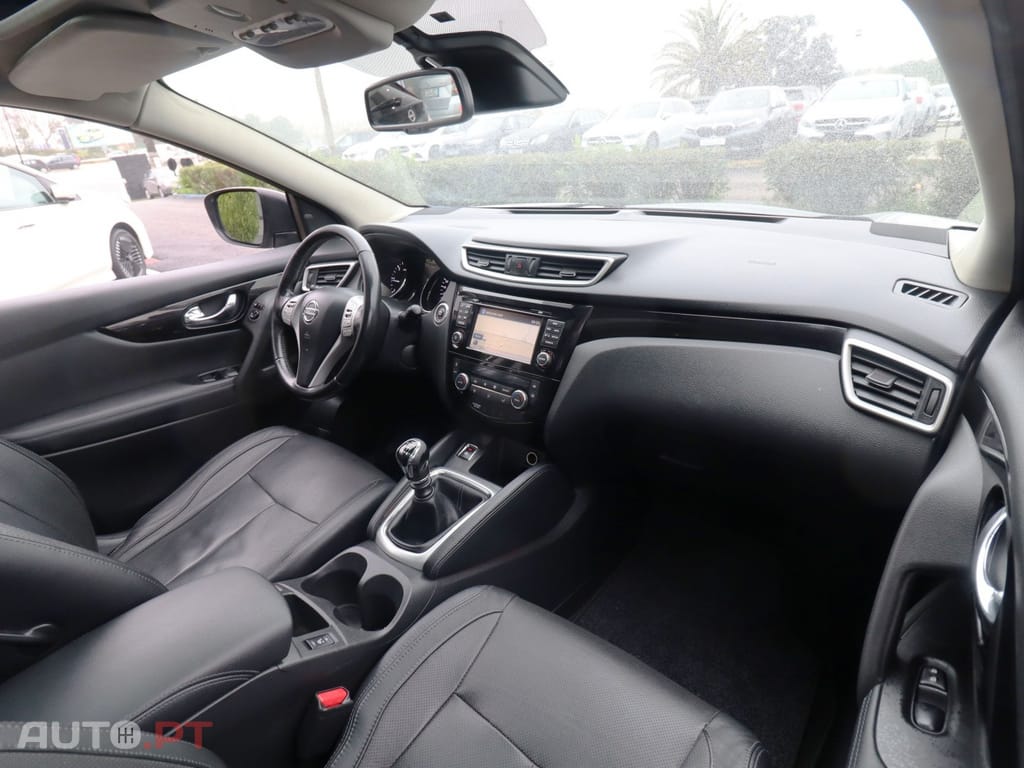 Nissan Qashqai 1.5 dCi N-Connecta