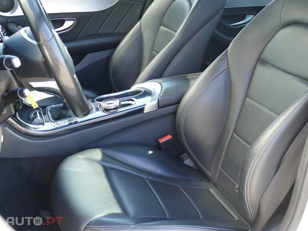 Mercedes-Benz C 220 d AMG Line