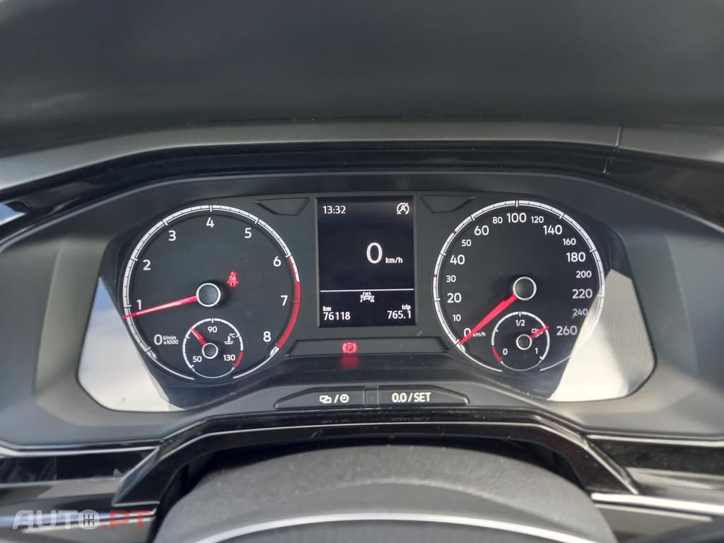 Volkswagen Polo 1.0  Confortline