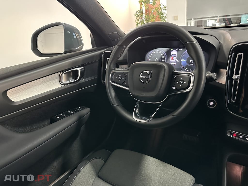 Volvo XC40 1.5 T4 PHEV Plus Bright