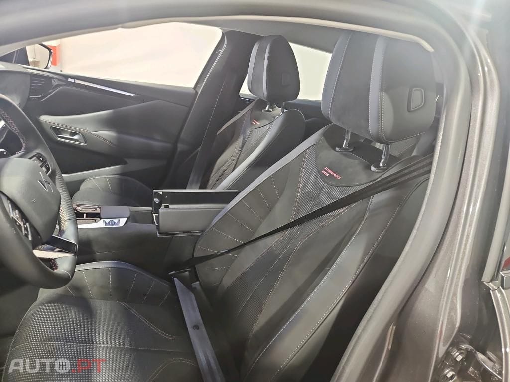 DS DS4 E-Tense Performance Line EAT8