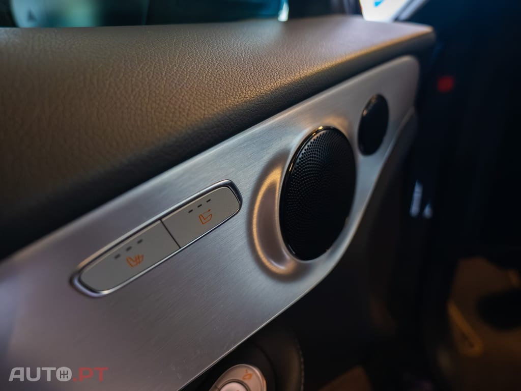 Mercedes-Benz C 200 Cabrio 9G-Tronic AMG Line