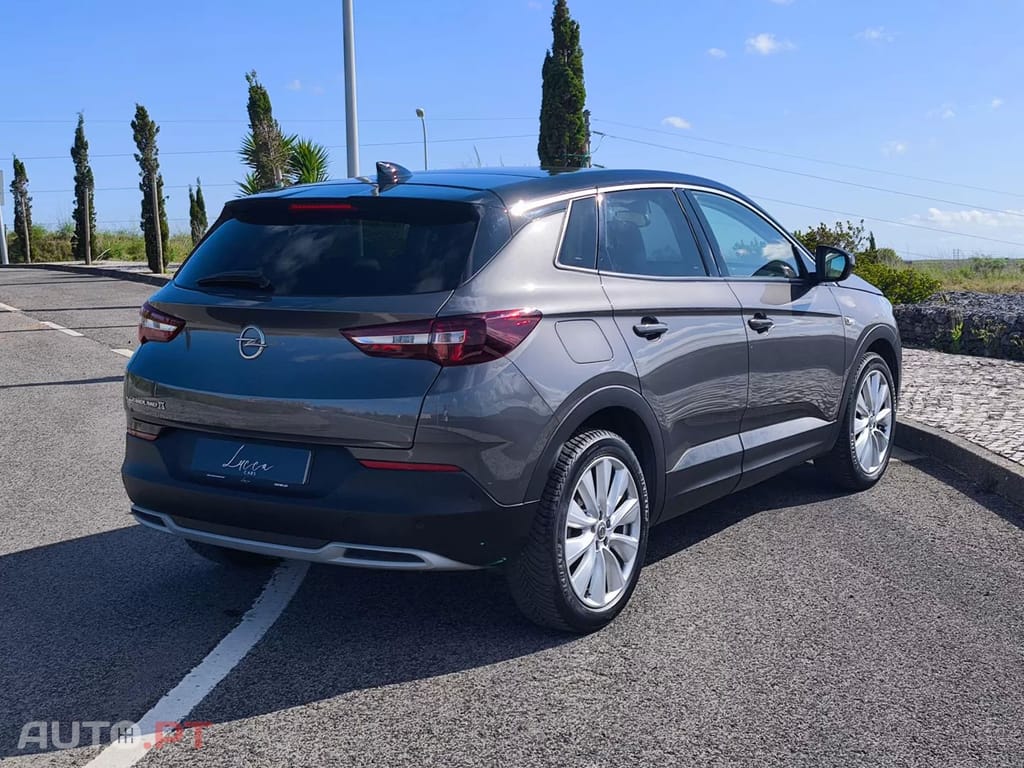 Opel Grandland (X) 1.2 S&S Auto Ultimate