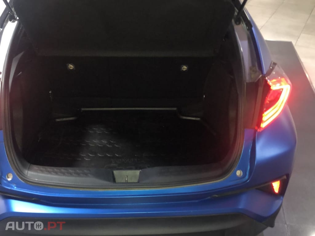 Toyota C-HR 1.8 HSD Comfort+P.Style