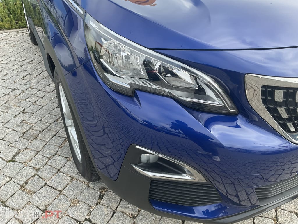 Peugeot 3008 1.5 BlueHDi Active