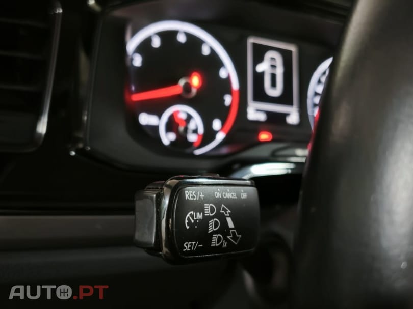 Volkswagen Polo 1.0 Confortline